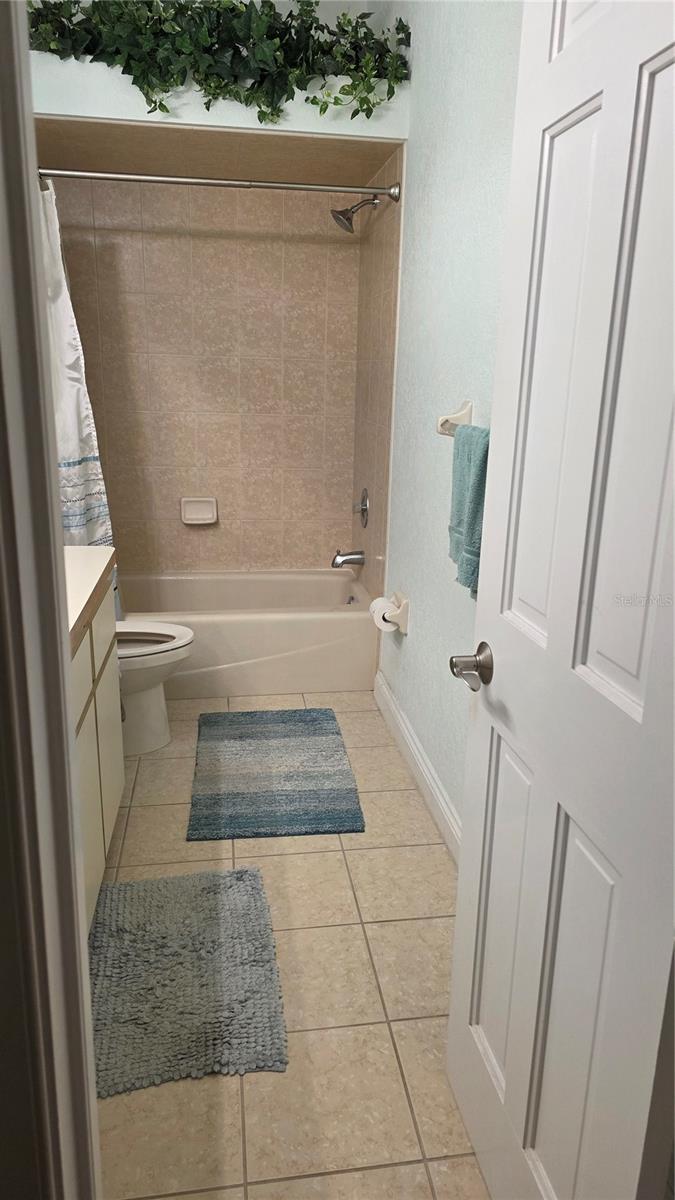 Image 36 of 44 For 7032 River Run Boulevard