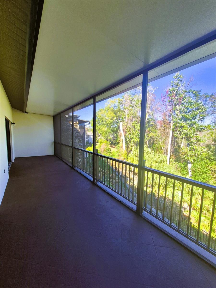 Image 38 of 44 For 7032 River Run Boulevard