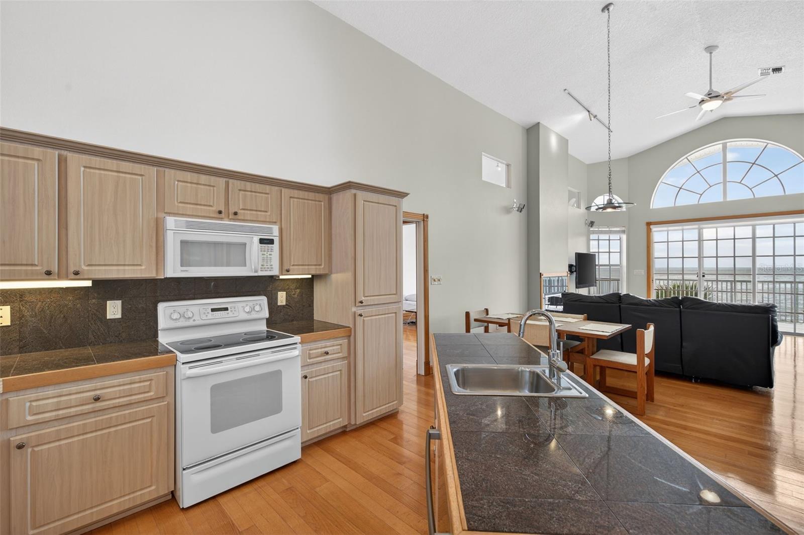 Image 26 of 67 For 14603 Mcdonald Lane