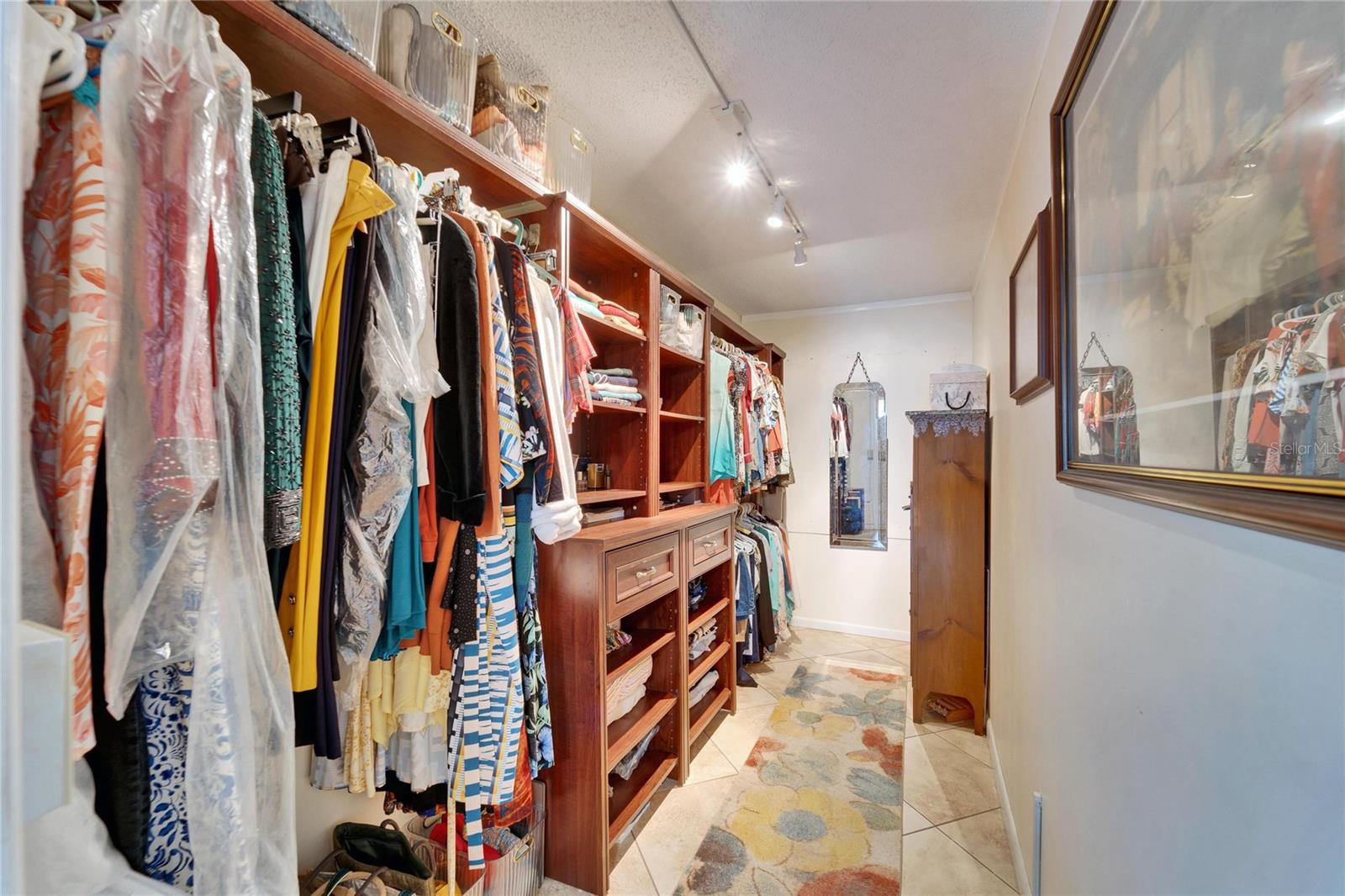 Image 14 of 70 For 1710 New Bedford Drive