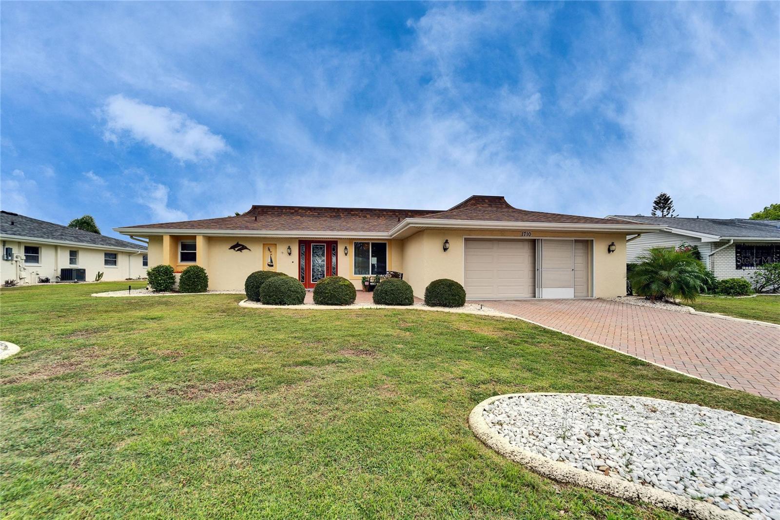 Image 64 of 70 For 1710 New Bedford Drive