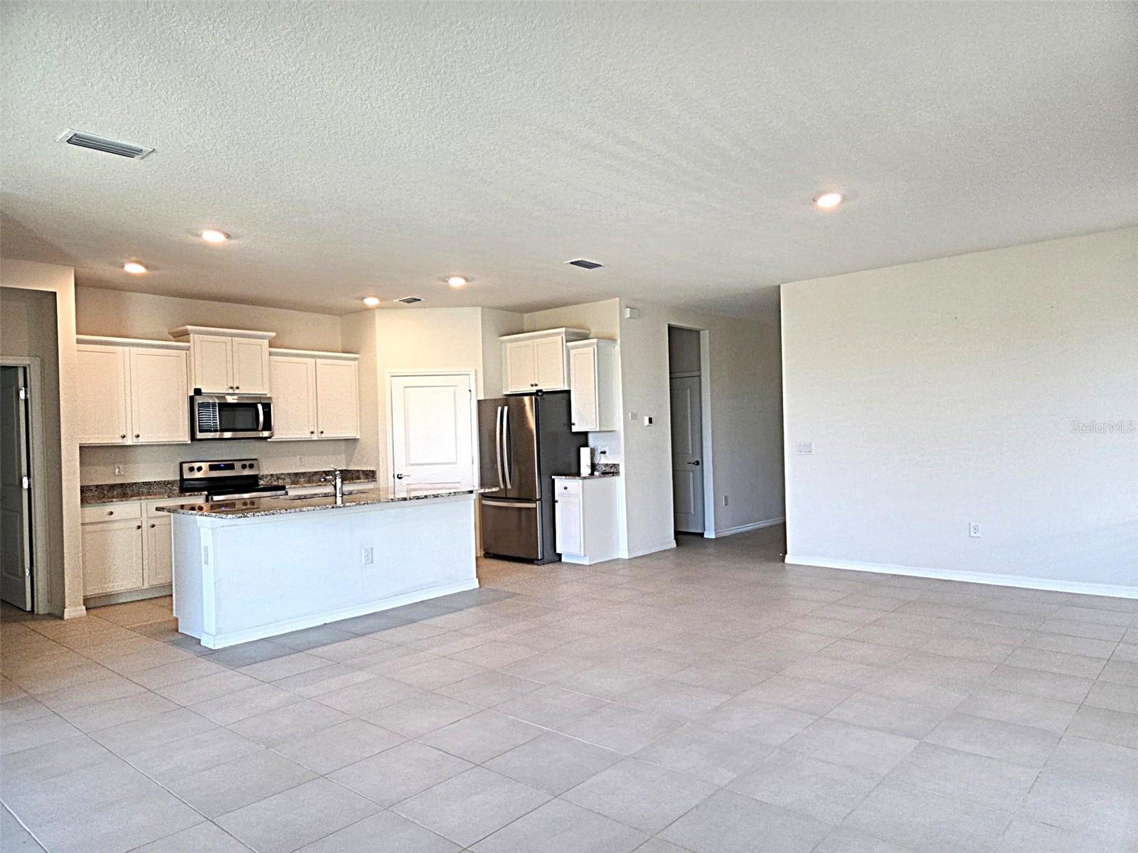 Image 4 of 24 For 3908 Mossy Limb Court