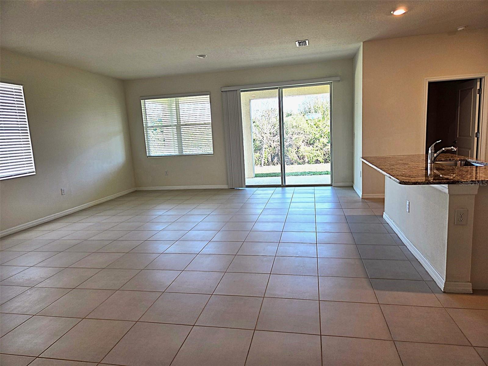 Image 5 of 24 For 3908 Mossy Limb Court