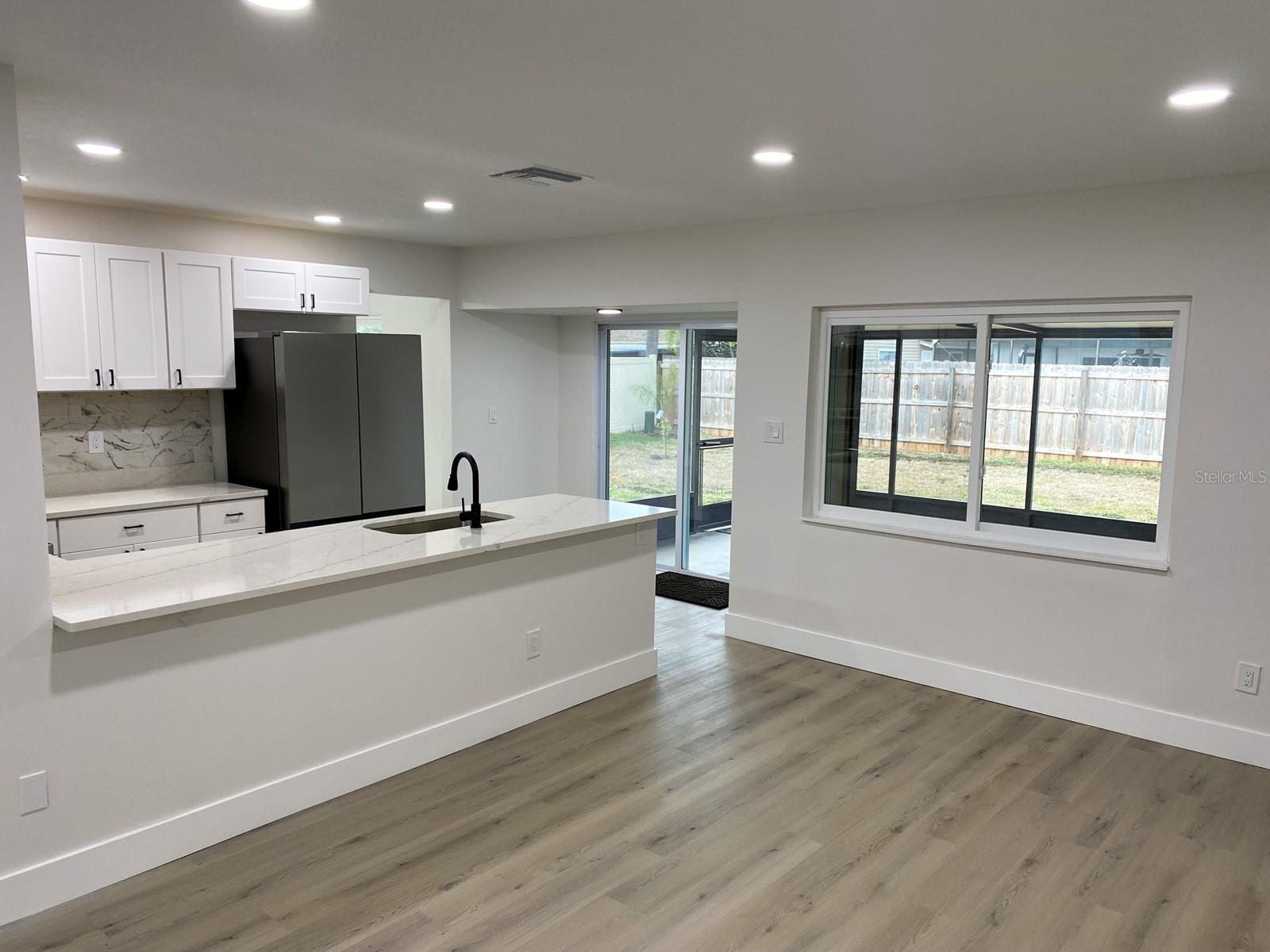 Image 17 of 33 For 15704 Country Lake Drive