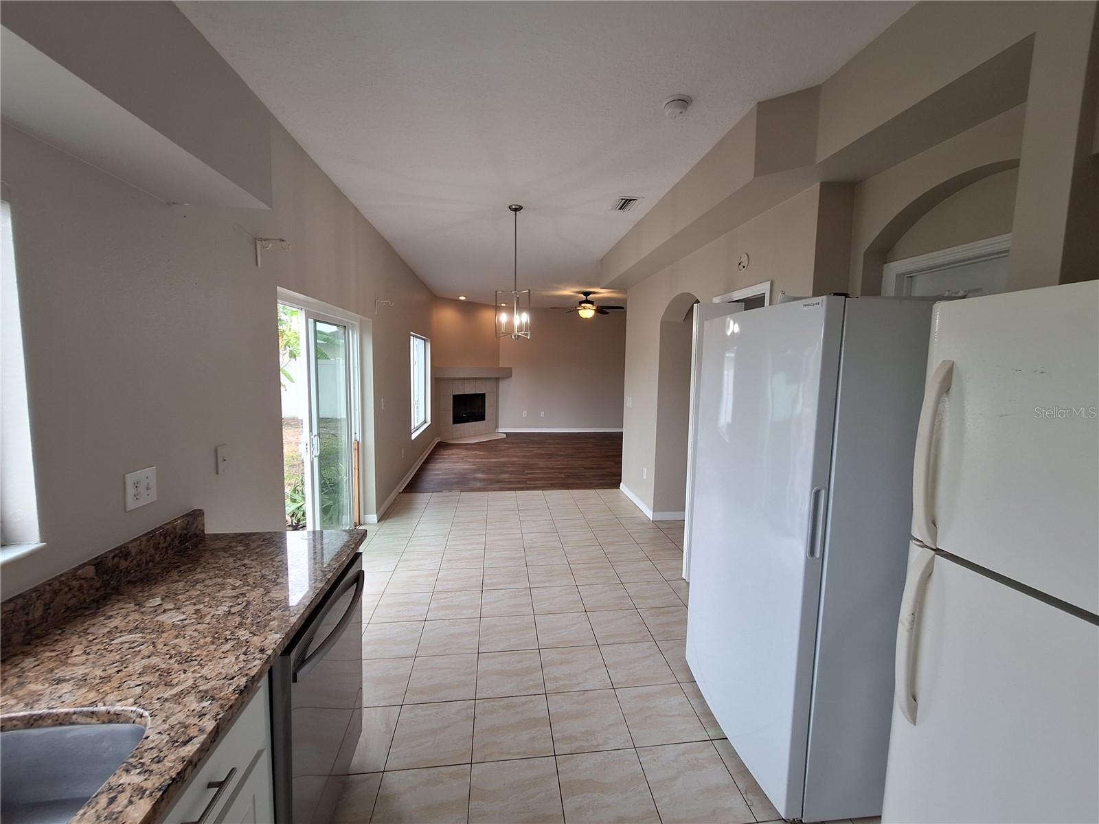 Image 5 of 13 For 27854 Breakers Drive