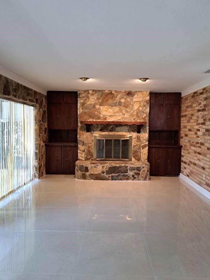 Image 13 of 31 For 406 Bullard Parkway