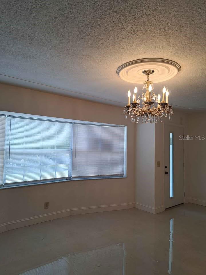 Image 4 of 31 For 406 Bullard Parkway