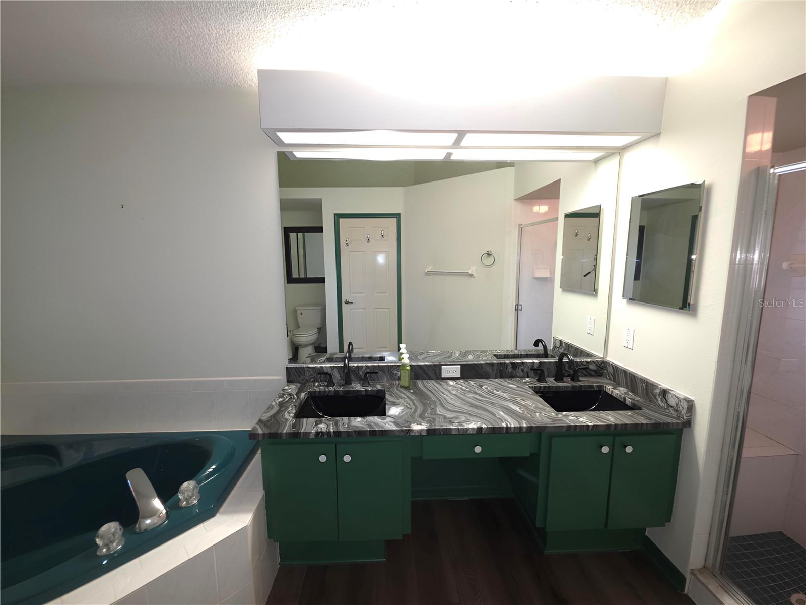 Listing photo id 15 for 4809 Deer Lodge Road