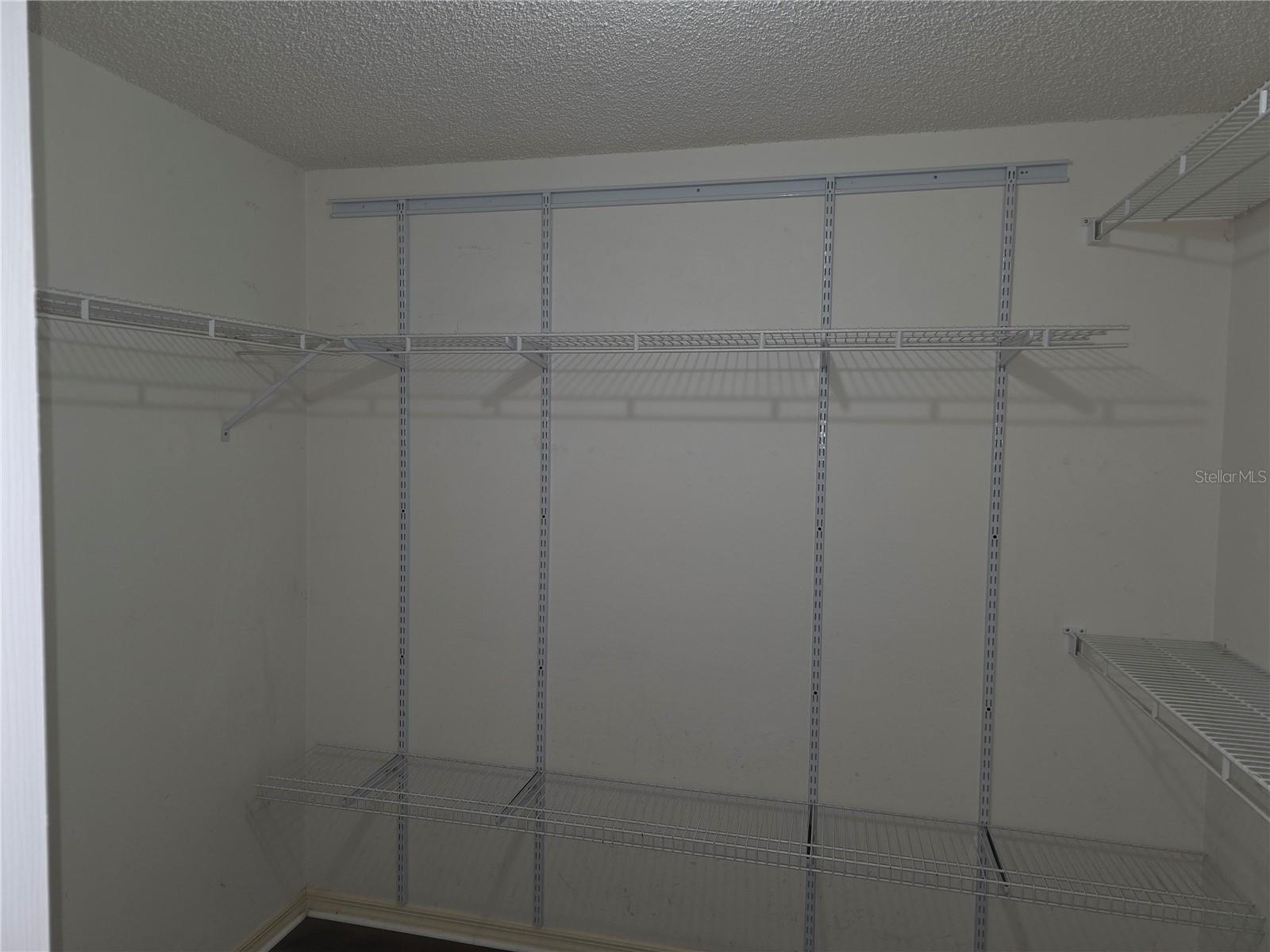 Listing photo id 18 for 4809 Deer Lodge Road