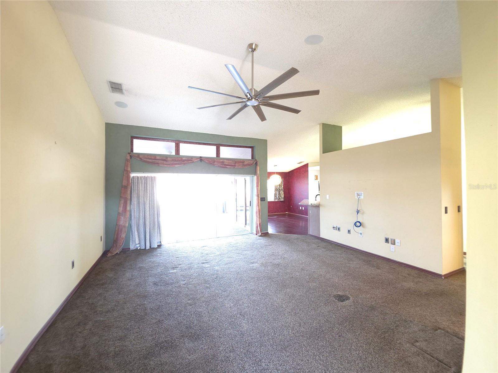 Listing photo id 21 for 4809 Deer Lodge Road