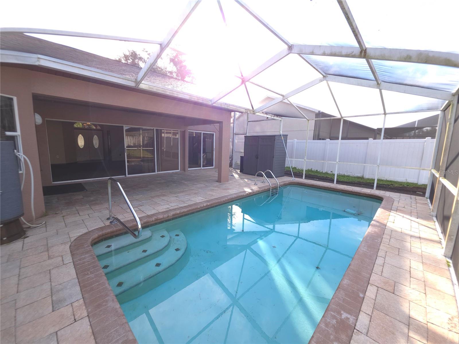 Listing photo id 5 for 4809 Deer Lodge Road