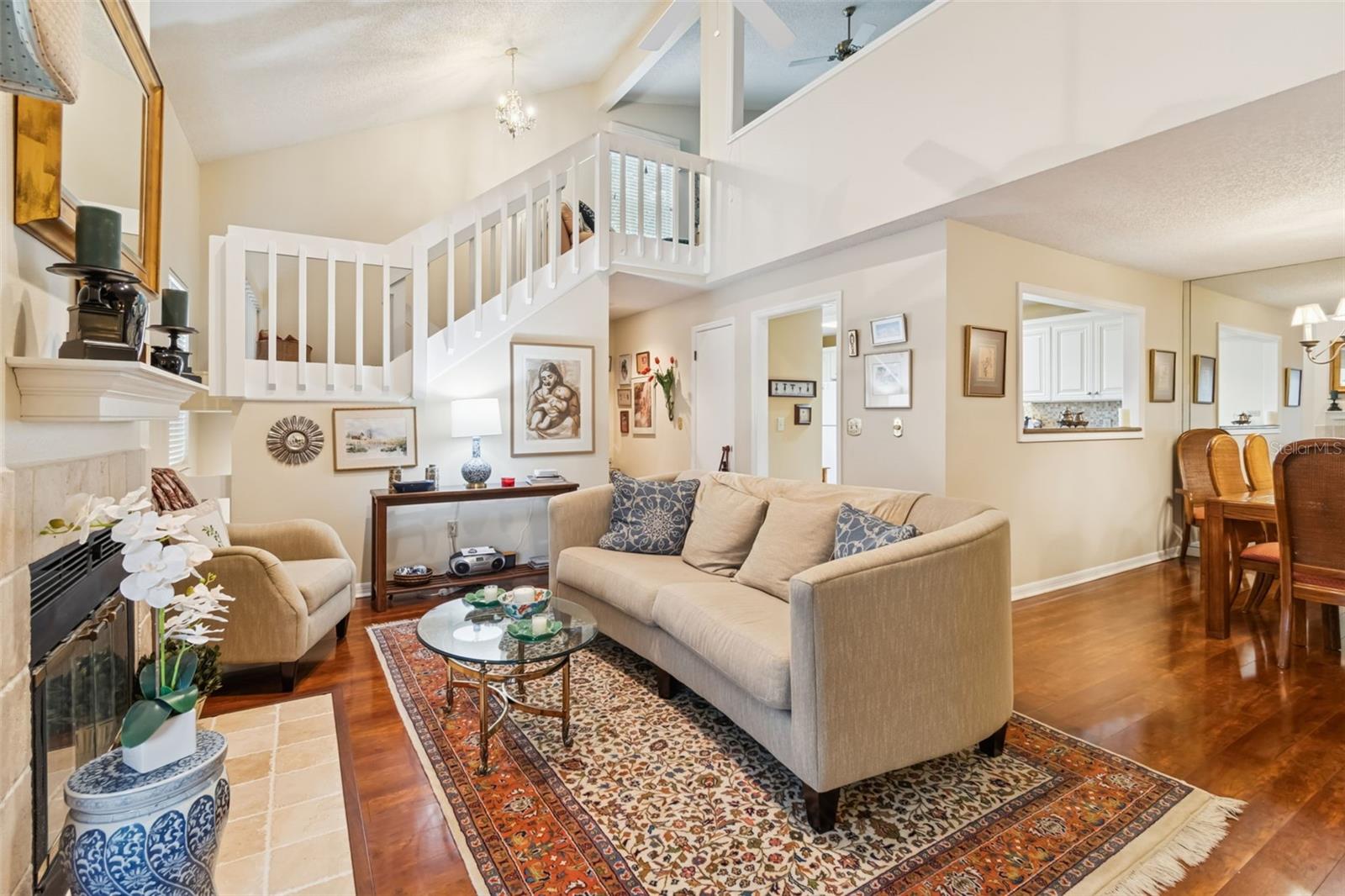 Image 11 of 46 For 3108 Valley Oaks Drive 501