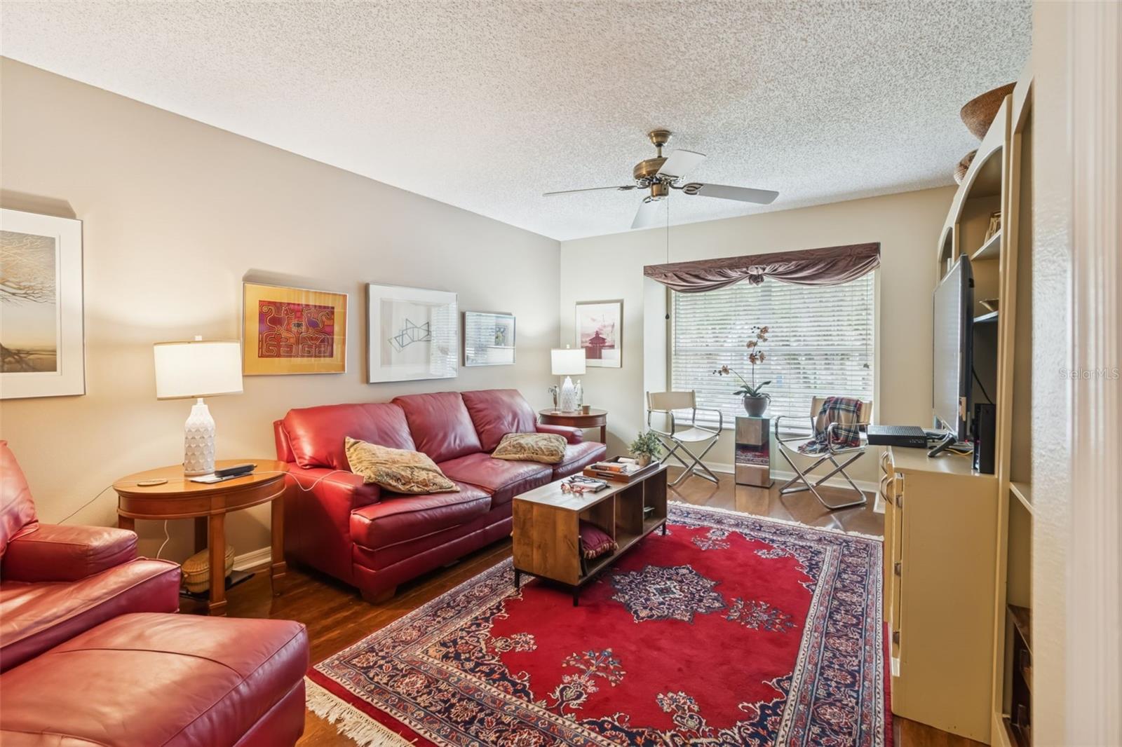 Image 18 of 46 For 3108 Valley Oaks Drive 501