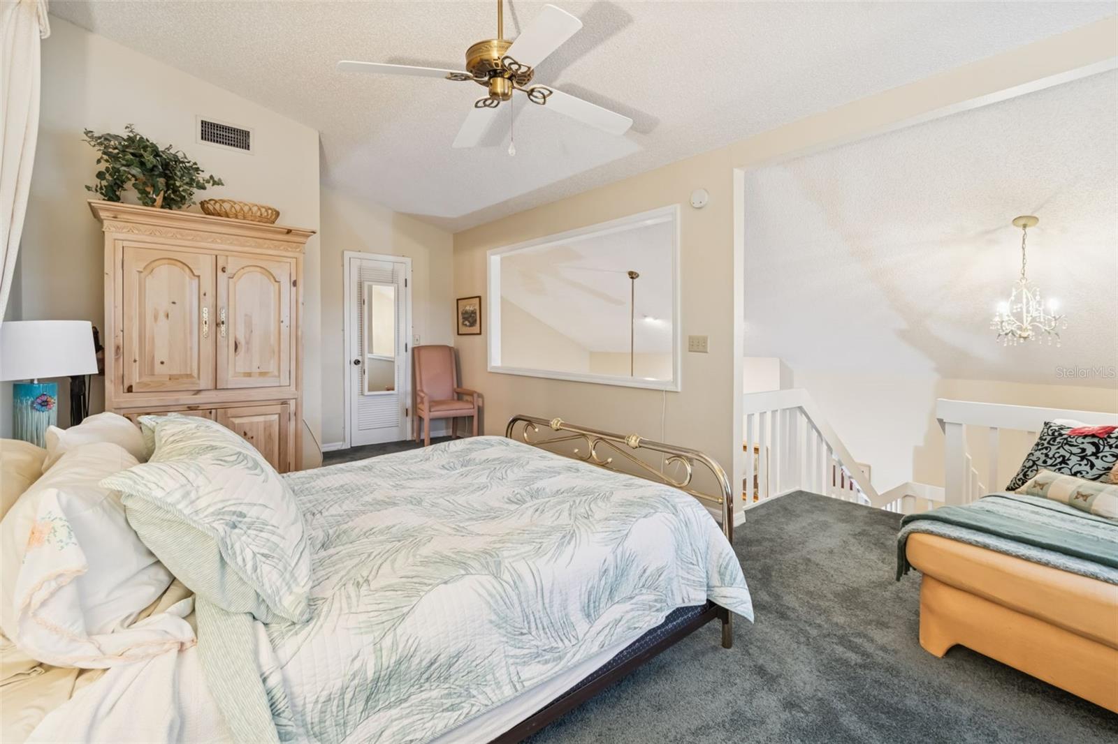 Image 29 of 46 For 3108 Valley Oaks Drive 501