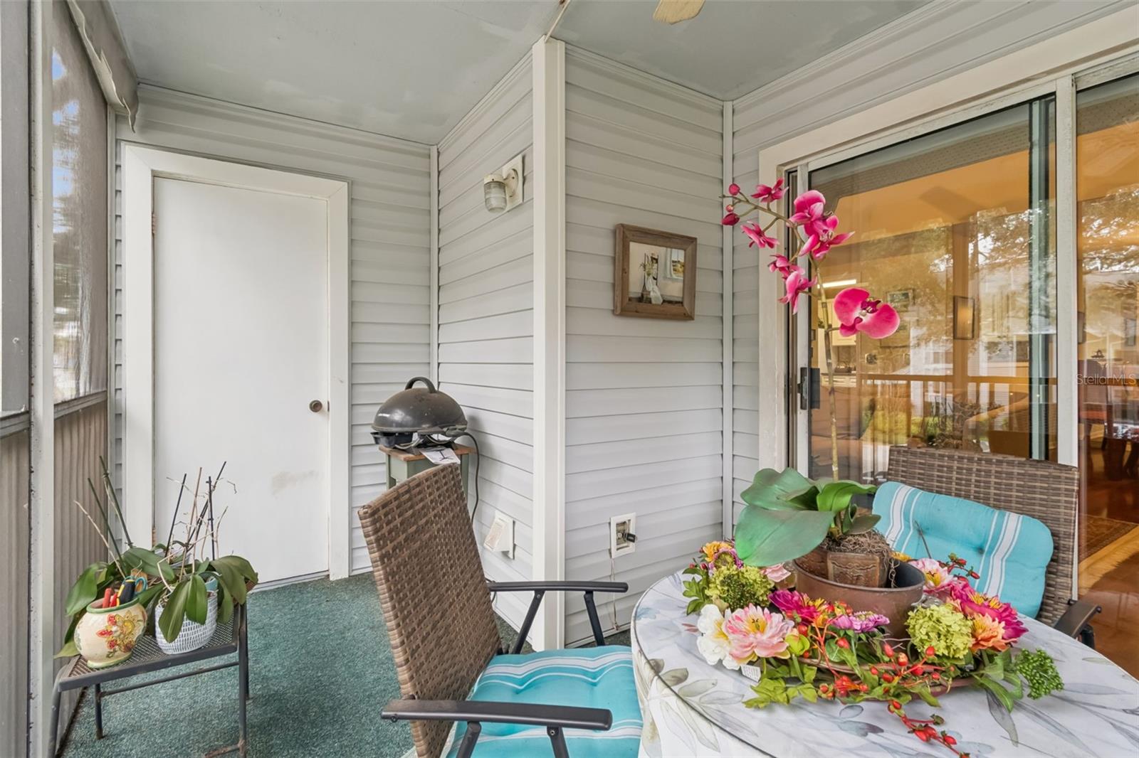 Image 34 of 46 For 3108 Valley Oaks Drive 501