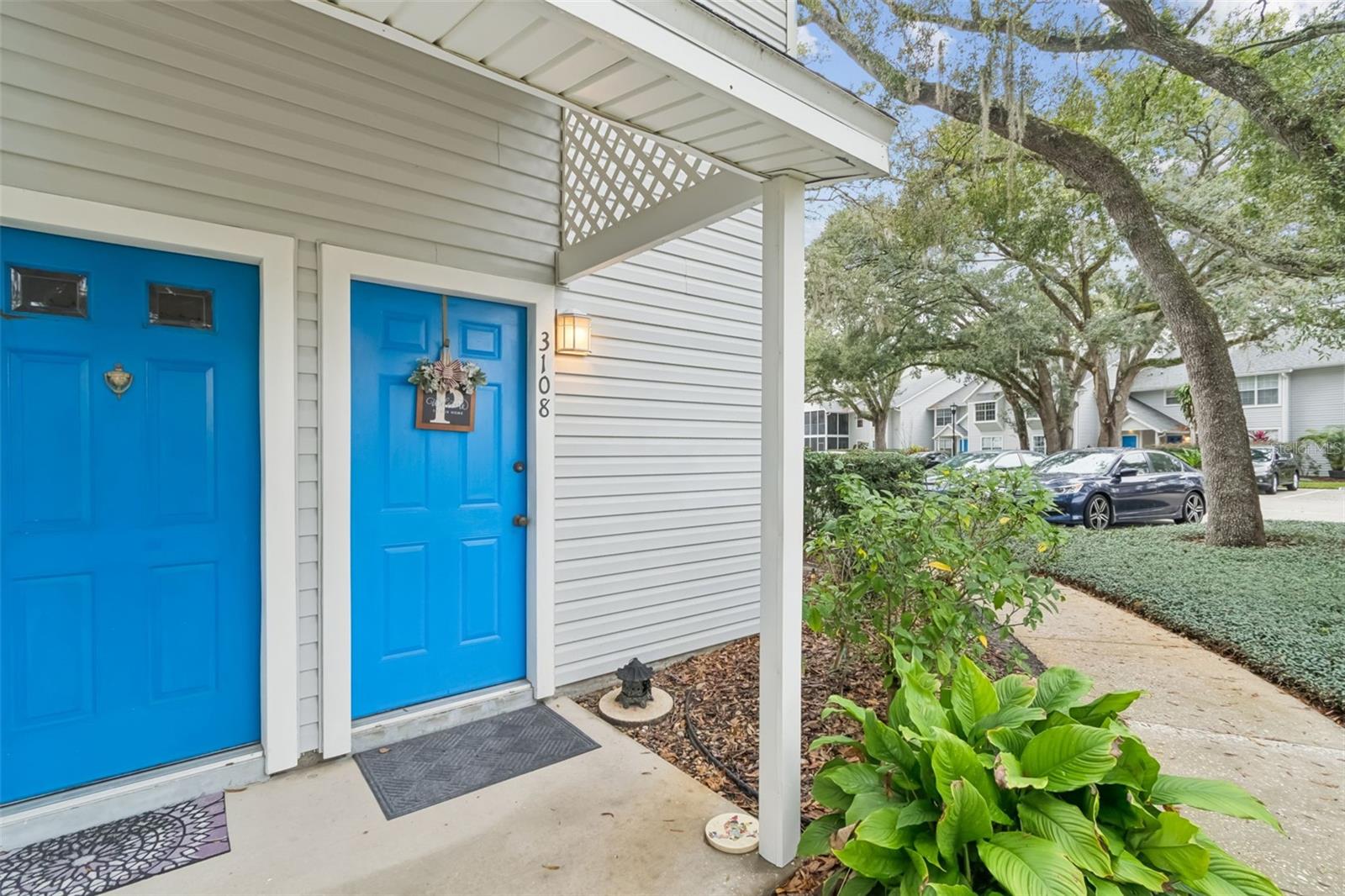 Image 4 of 46 For 3108 Valley Oaks Drive 501