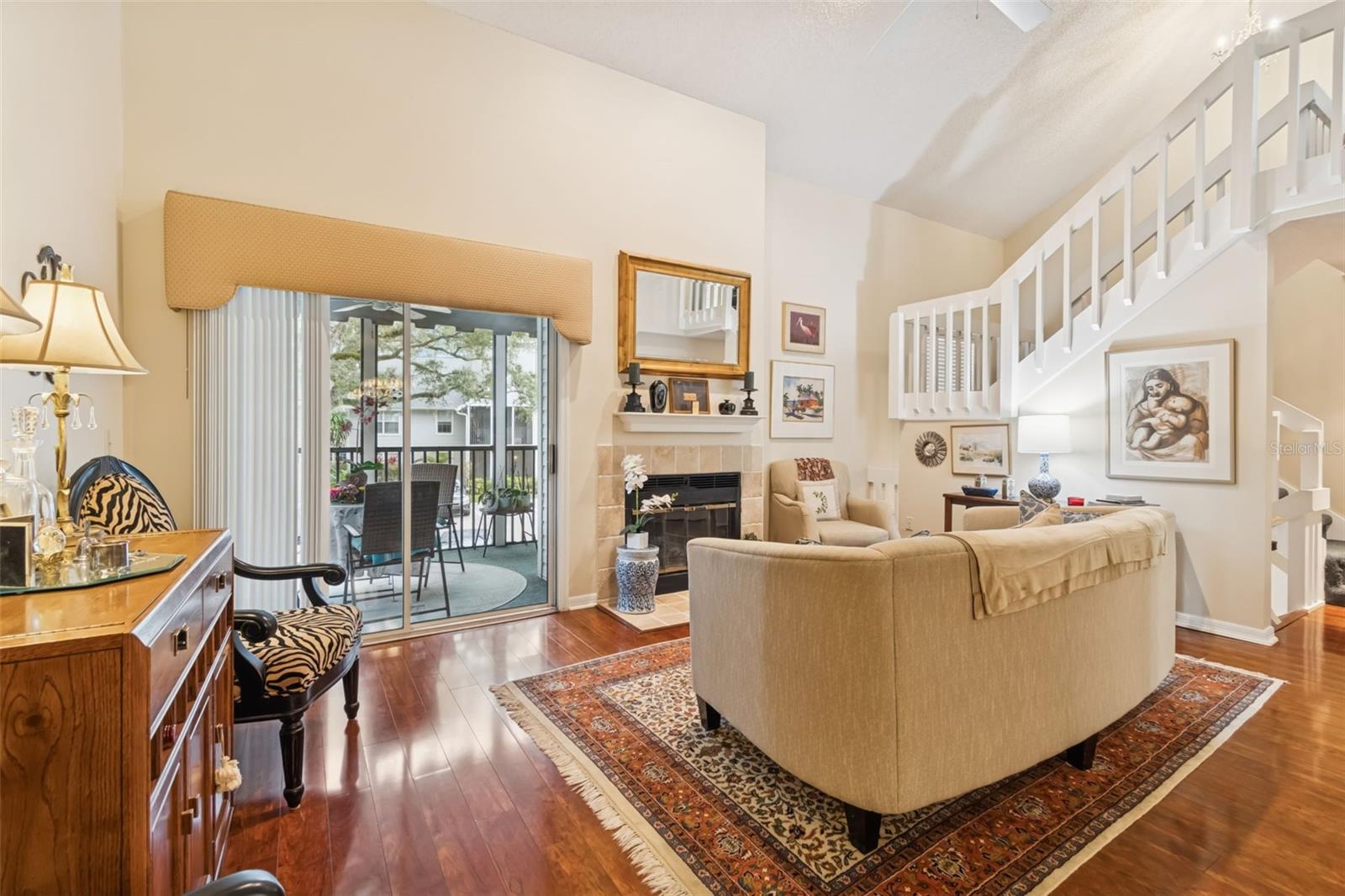 Image 9 of 46 For 3108 Valley Oaks Drive 501