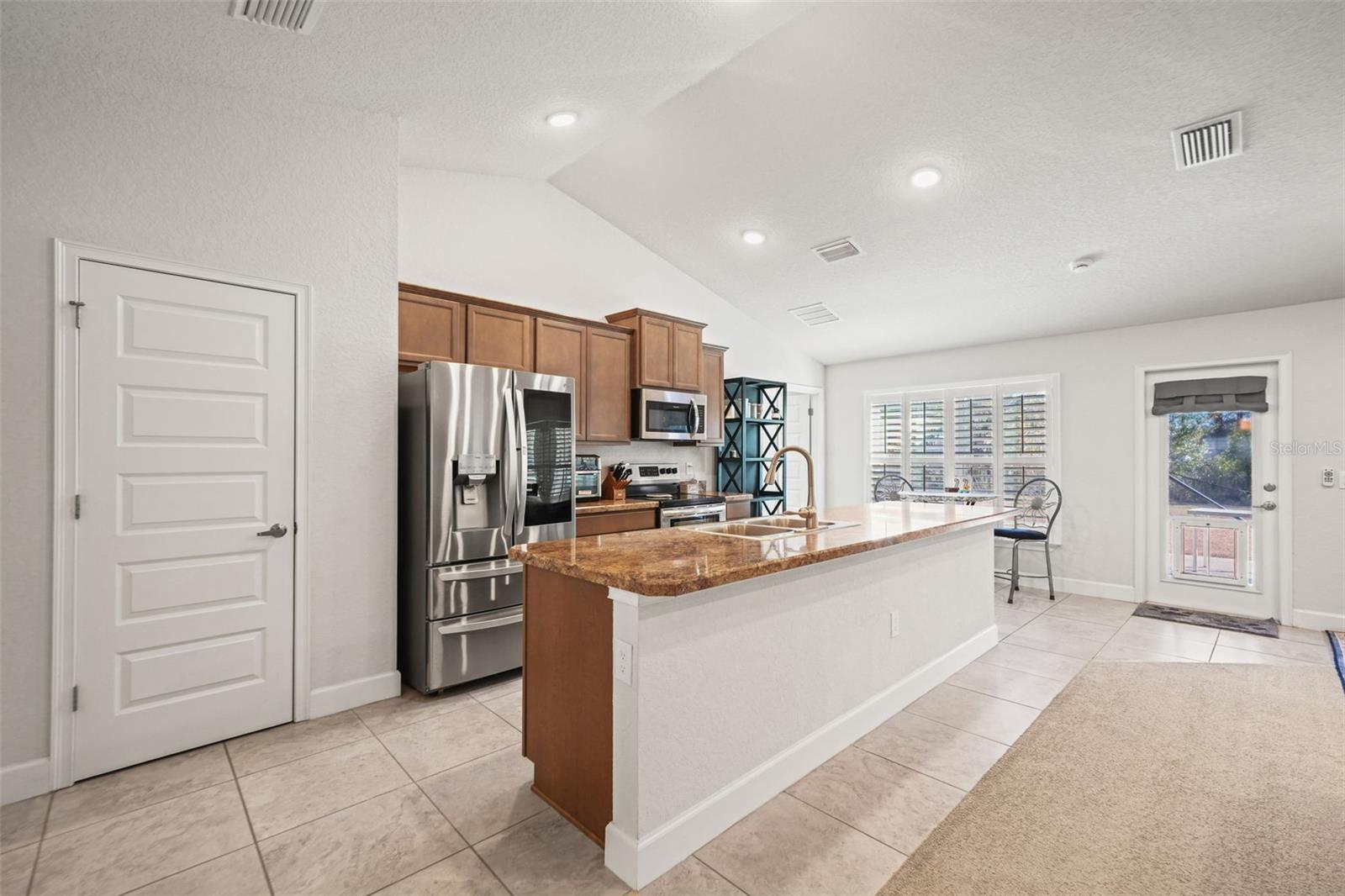 Image 14 of 48 For 12444 Sunset Woods Drive