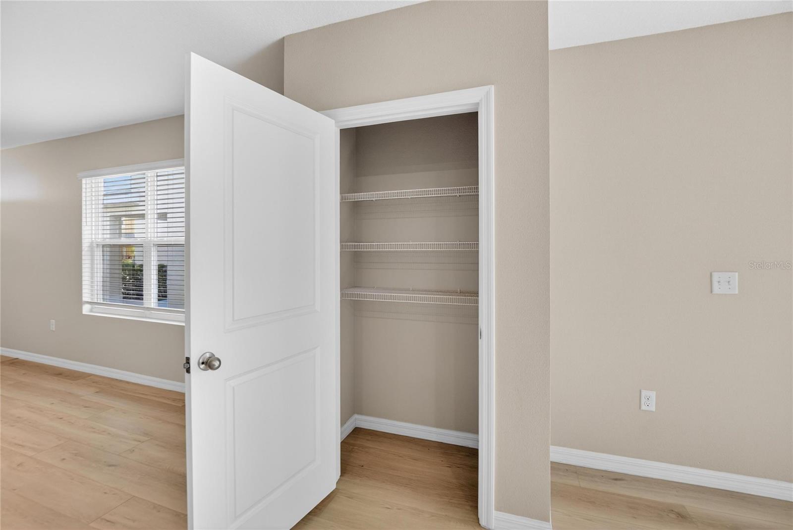 Image 29 of 70 For 10019 Merry Fawn Court