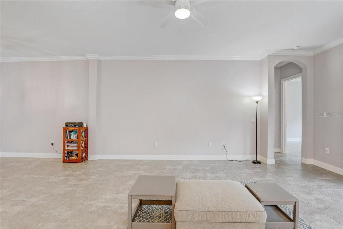 Image 14 of 81 For 20113 Umbria Hill Drive