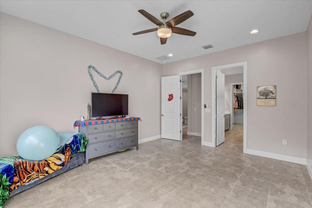 Image 26 of 81 For 20113 Umbria Hill Drive