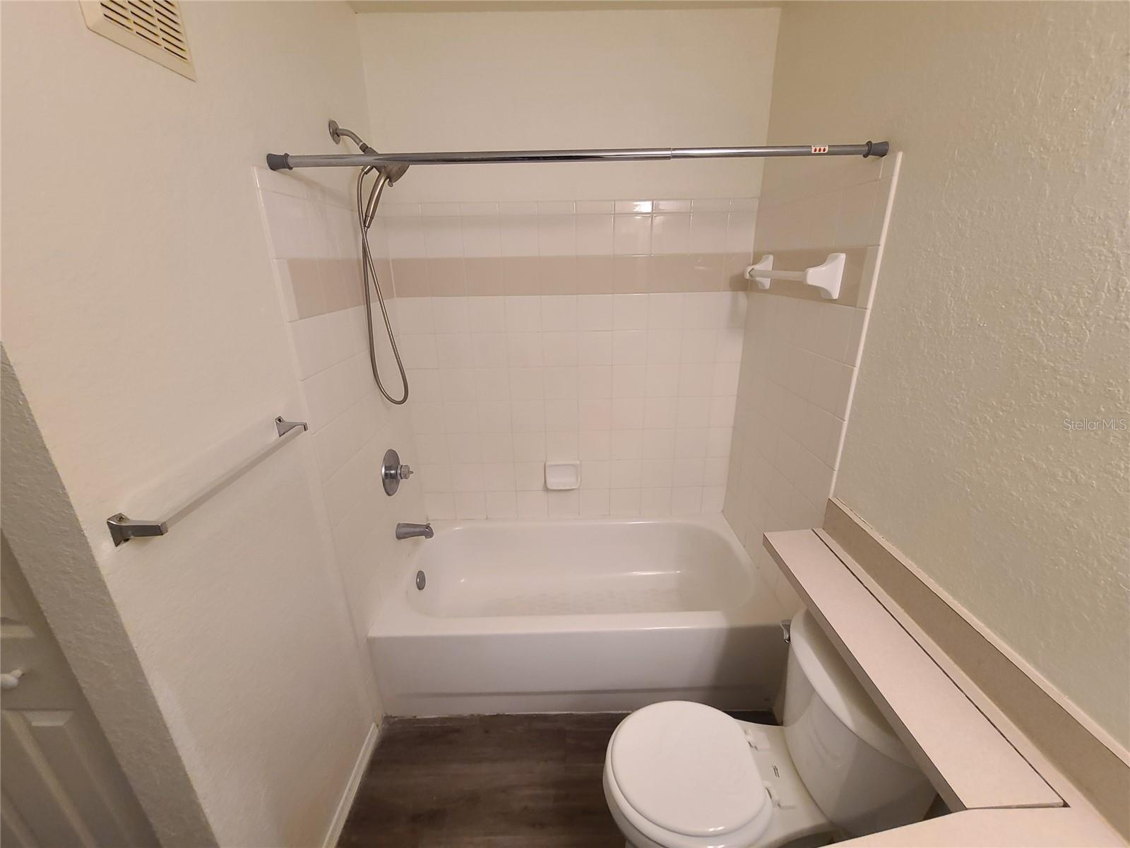 Image 29 of 48 For 36232 Misty Oaks Drive 103