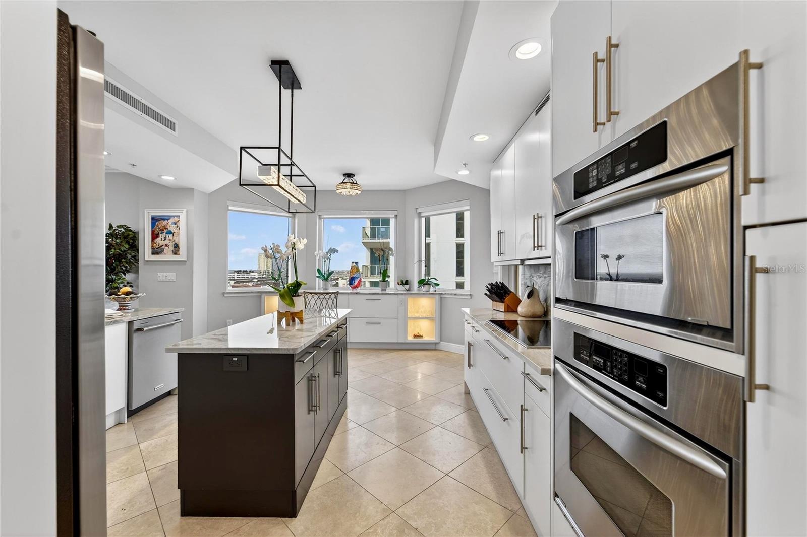 Image 10 of 58 For 5823 Bowen Daniel Drive 906