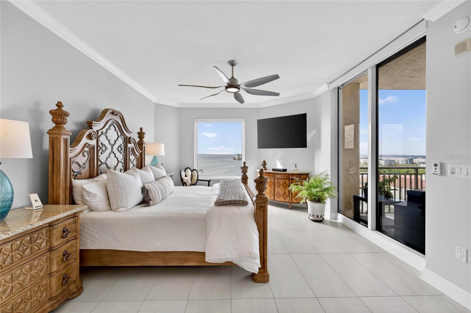 Image 19 of 58 For 5823 Bowen Daniel Drive 906