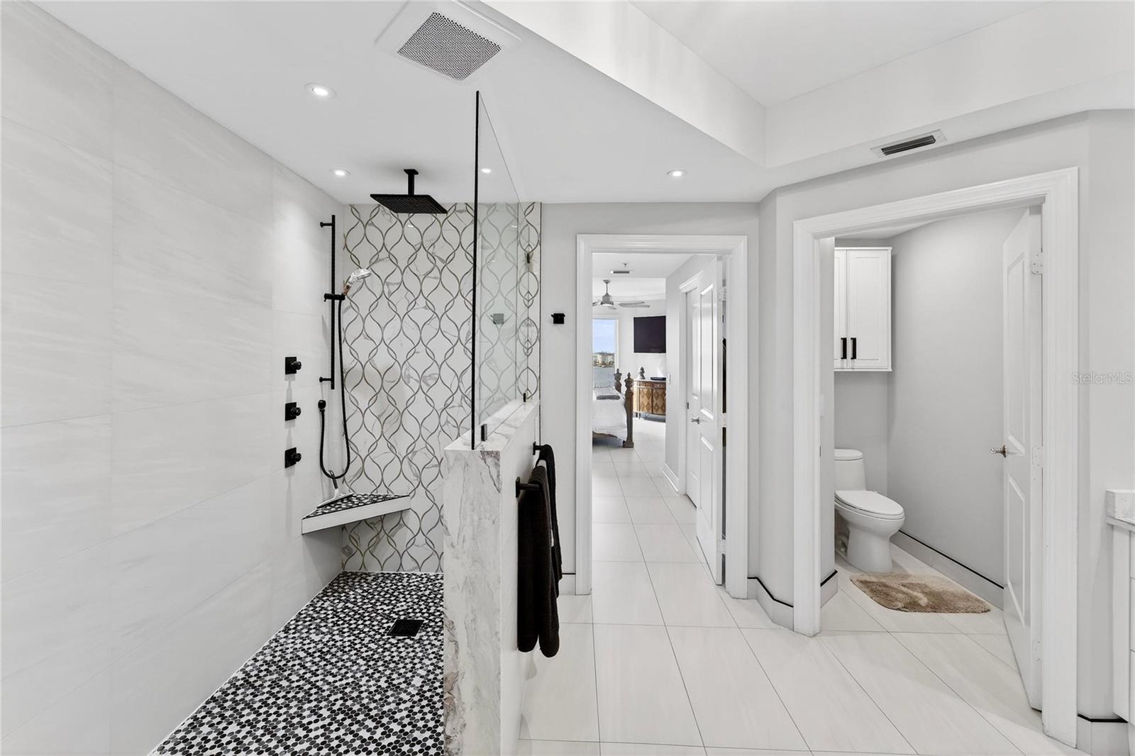 Image 24 of 58 For 5823 Bowen Daniel Drive 906