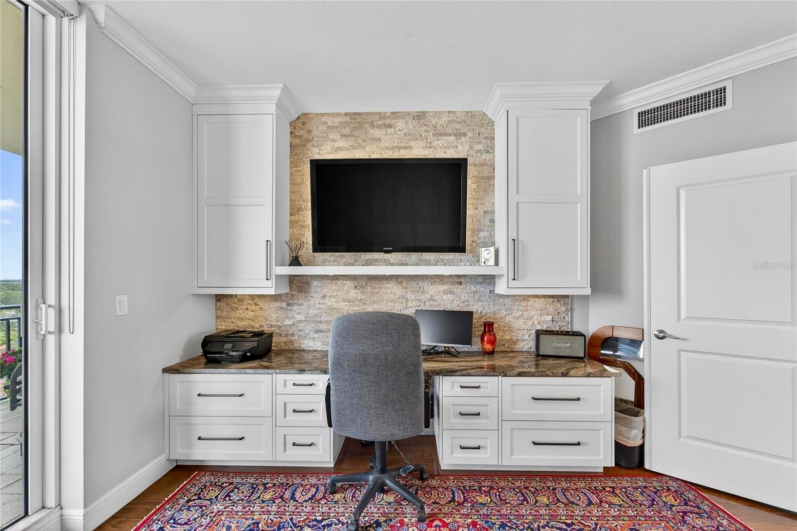 Image 28 of 58 For 5823 Bowen Daniel Drive 906