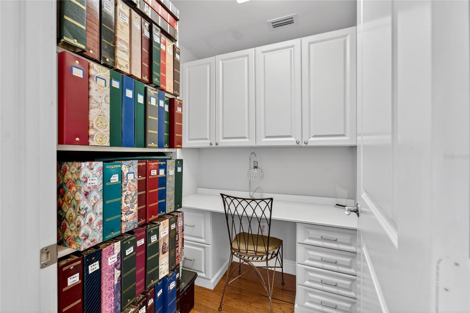 Image 30 of 58 For 5823 Bowen Daniel Drive 906