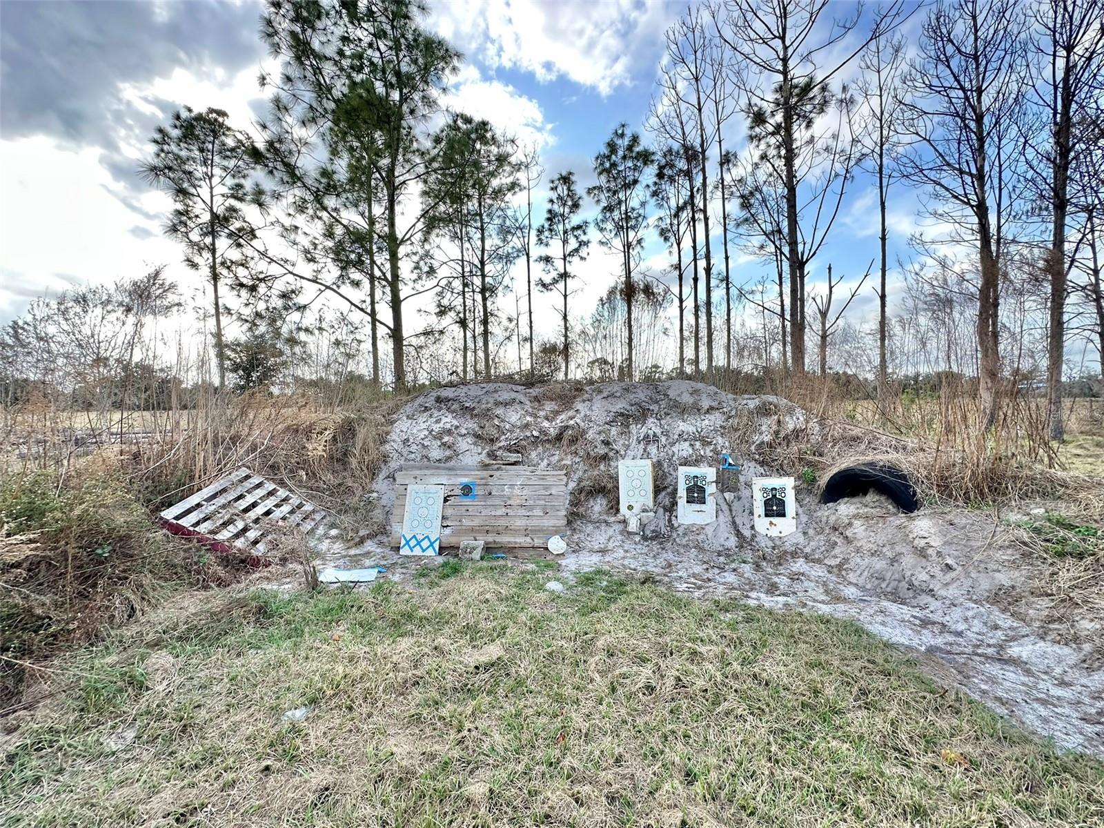 Image 16 of 53 For 14780 Sugar Bowl Road