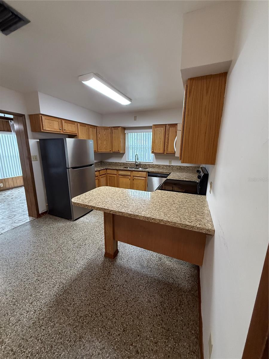 Image 3 of 7 For 3818 Carmen Street