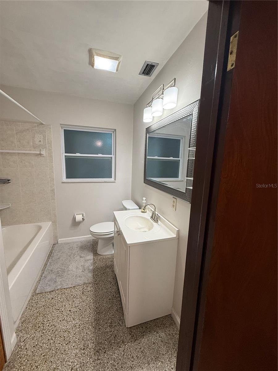 Image 5 of 7 For 3818 Carmen Street