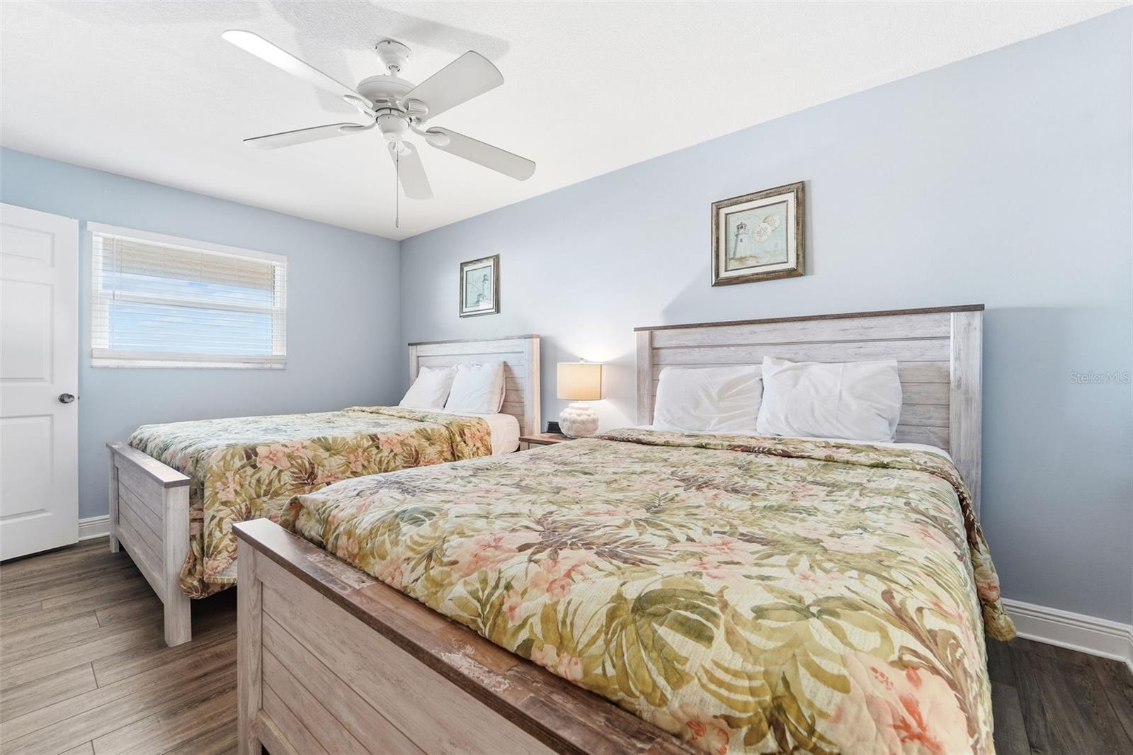 Image 20 of 28 For 17140 Gulf Boulevard 611