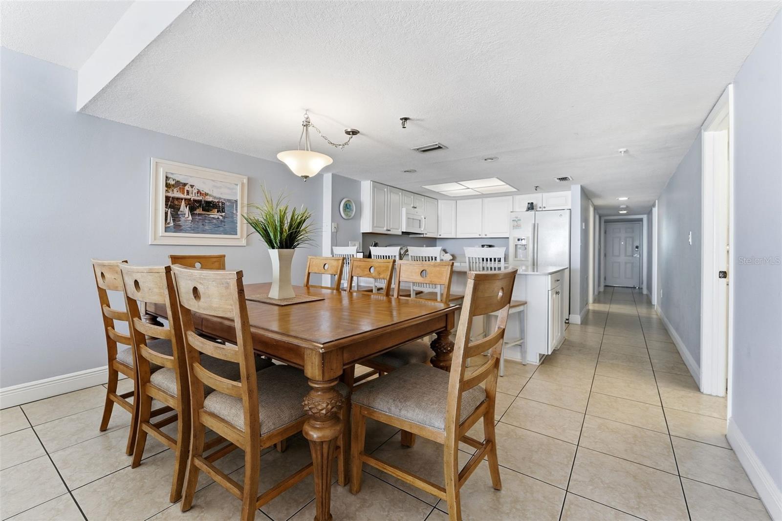 Image 8 of 28 For 17140 Gulf Boulevard 611