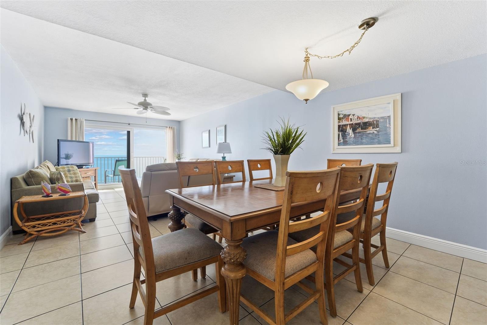 Image 9 of 28 For 17140 Gulf Boulevard 611