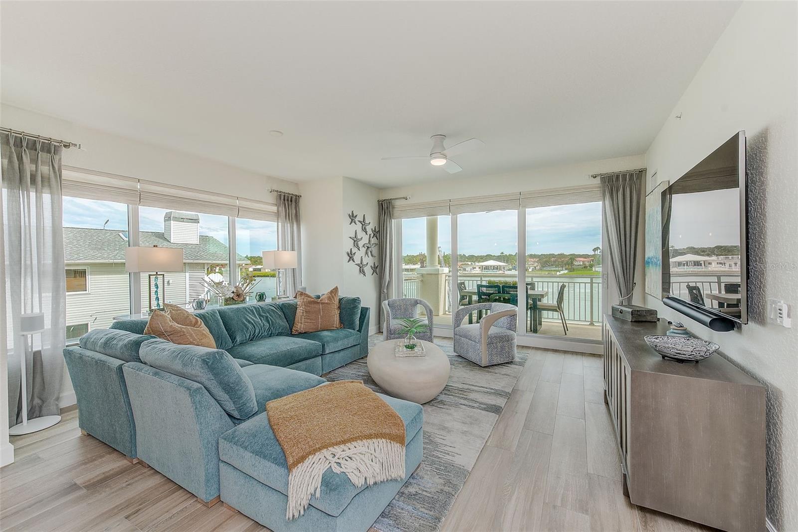 Image 13 of 45 For 20001 Gulf Boulevard 301