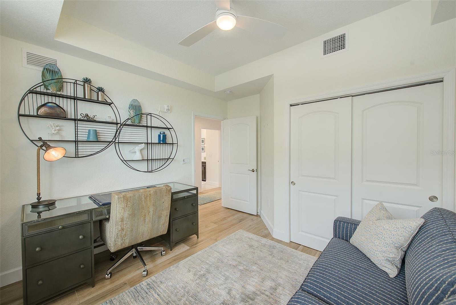 Image 33 of 45 For 20001 Gulf Boulevard 301