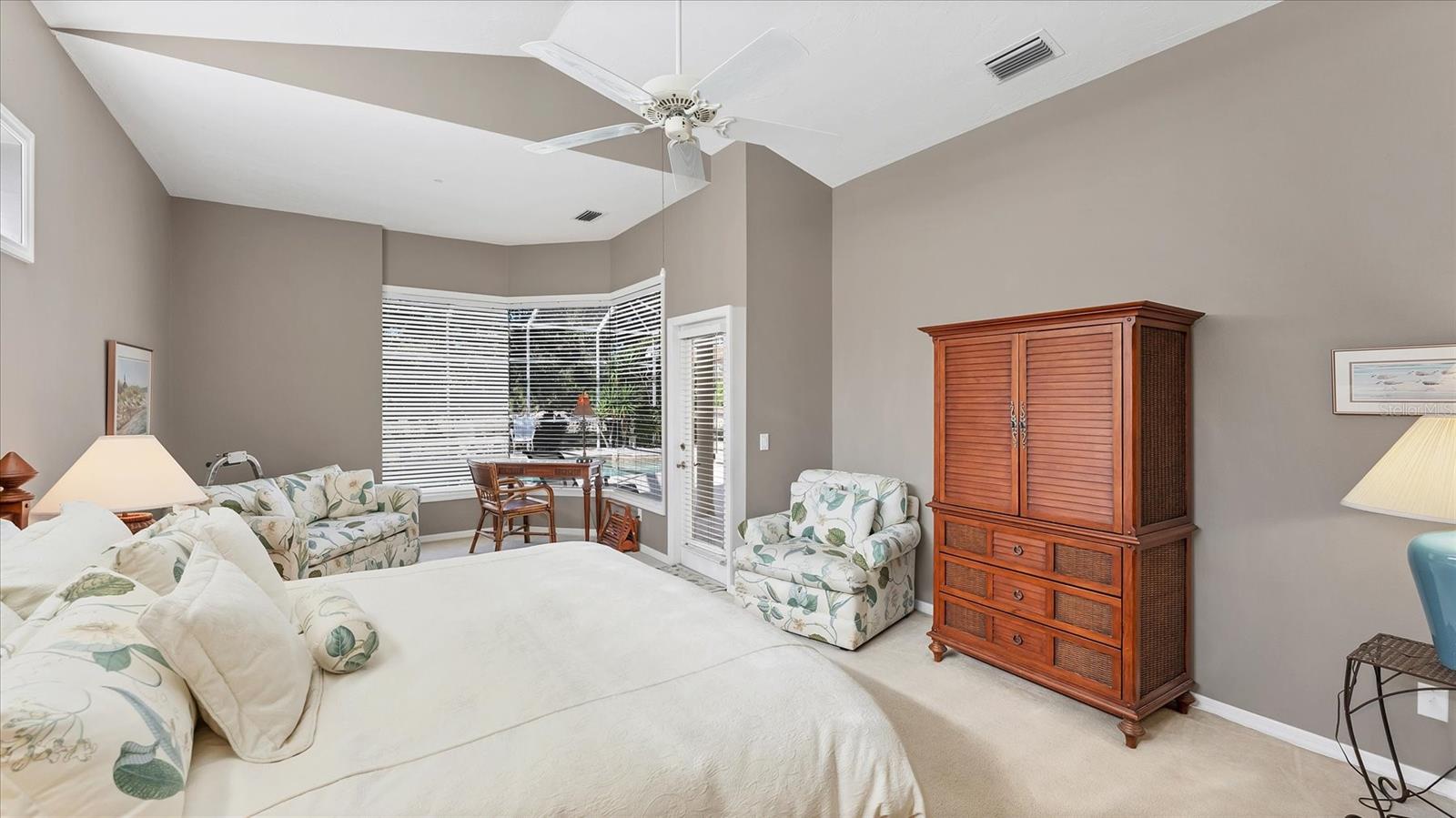 Image 20 of 56 For 6308 Thorndon Circle