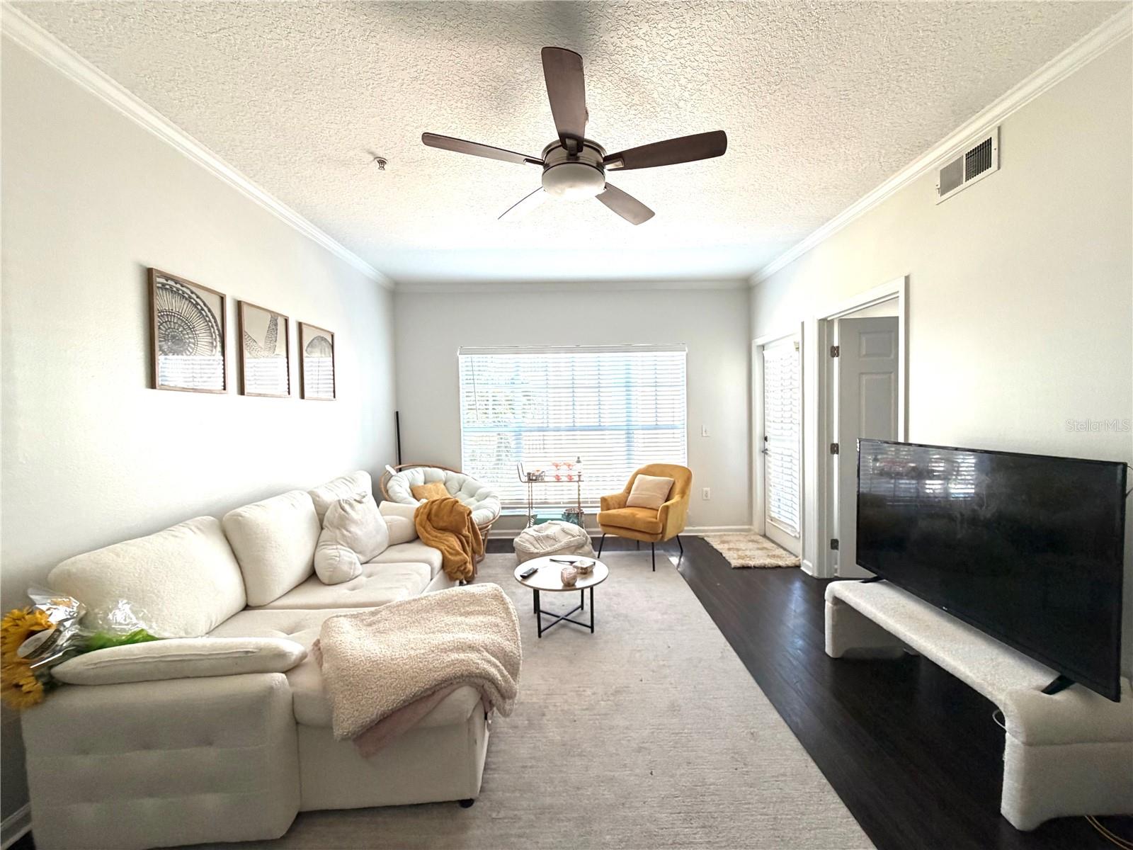 Image 3 of 24 For 800 Dakota Avenue 308