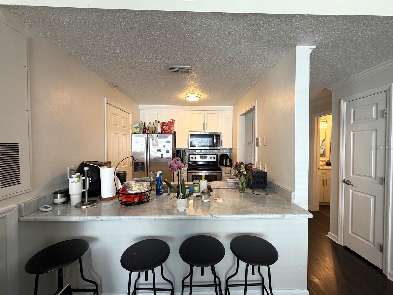 Image 9 of 24 For 800 Dakota Avenue 308