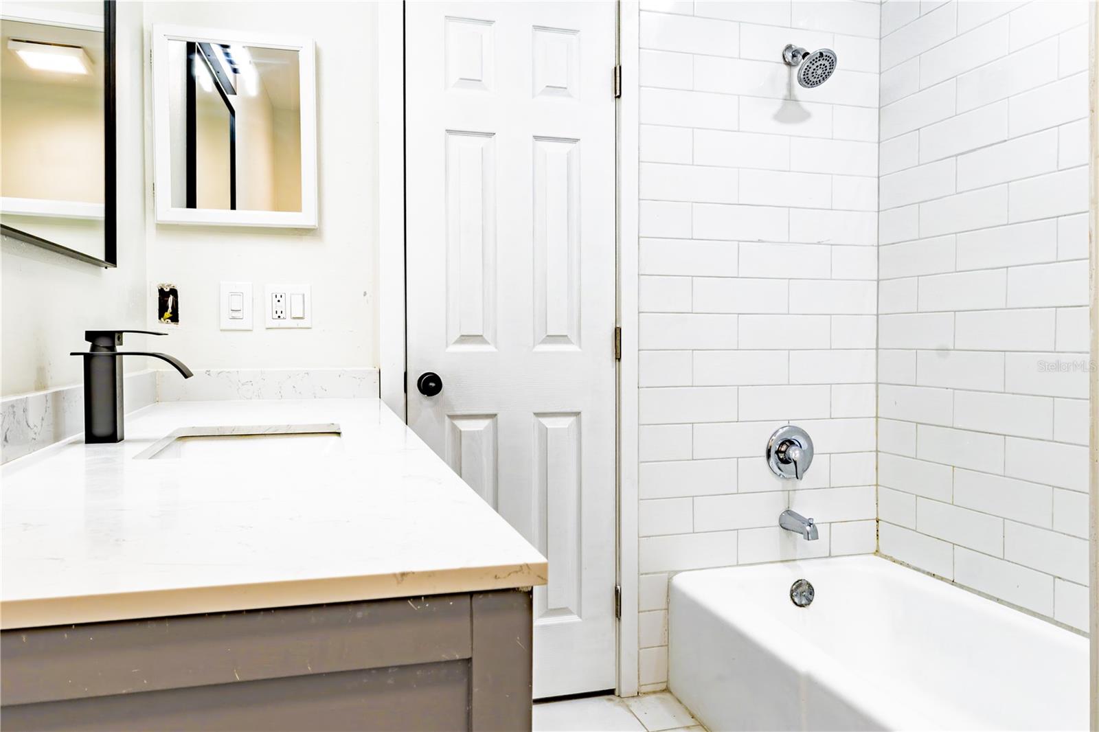 Image 7 of 24 For 9209 Kingsridge Drive