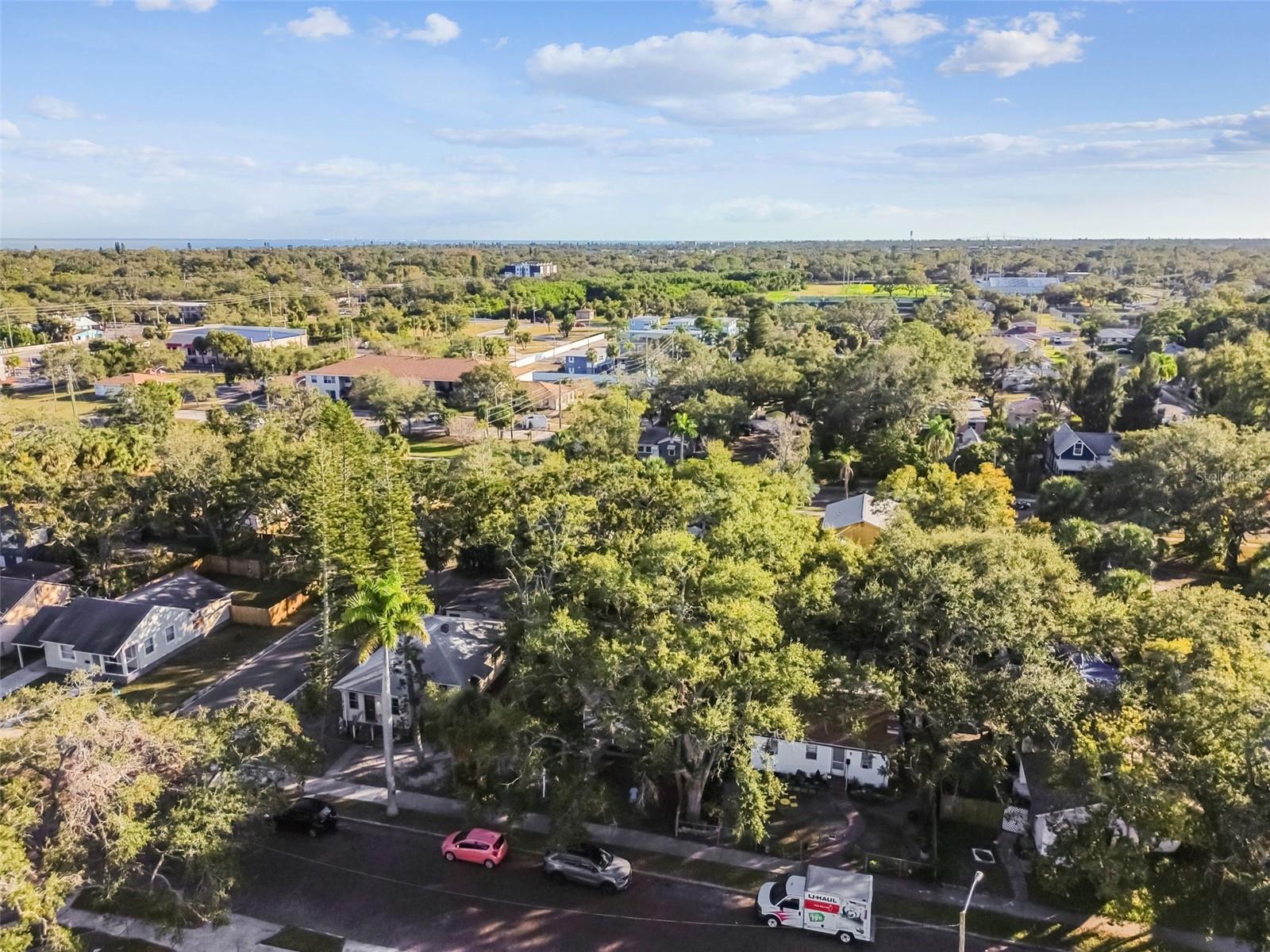 Image 27 of 38 For 610 16th Avenue S