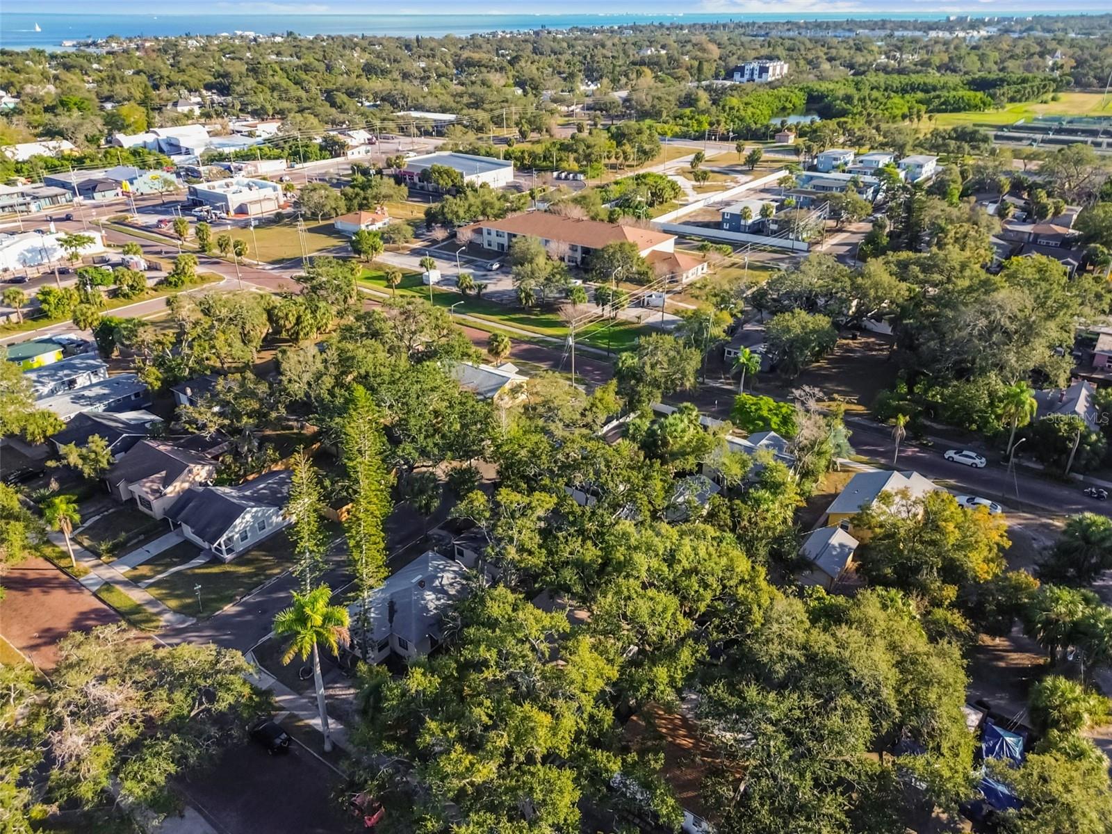 Image 31 of 38 For 610 16th Avenue S