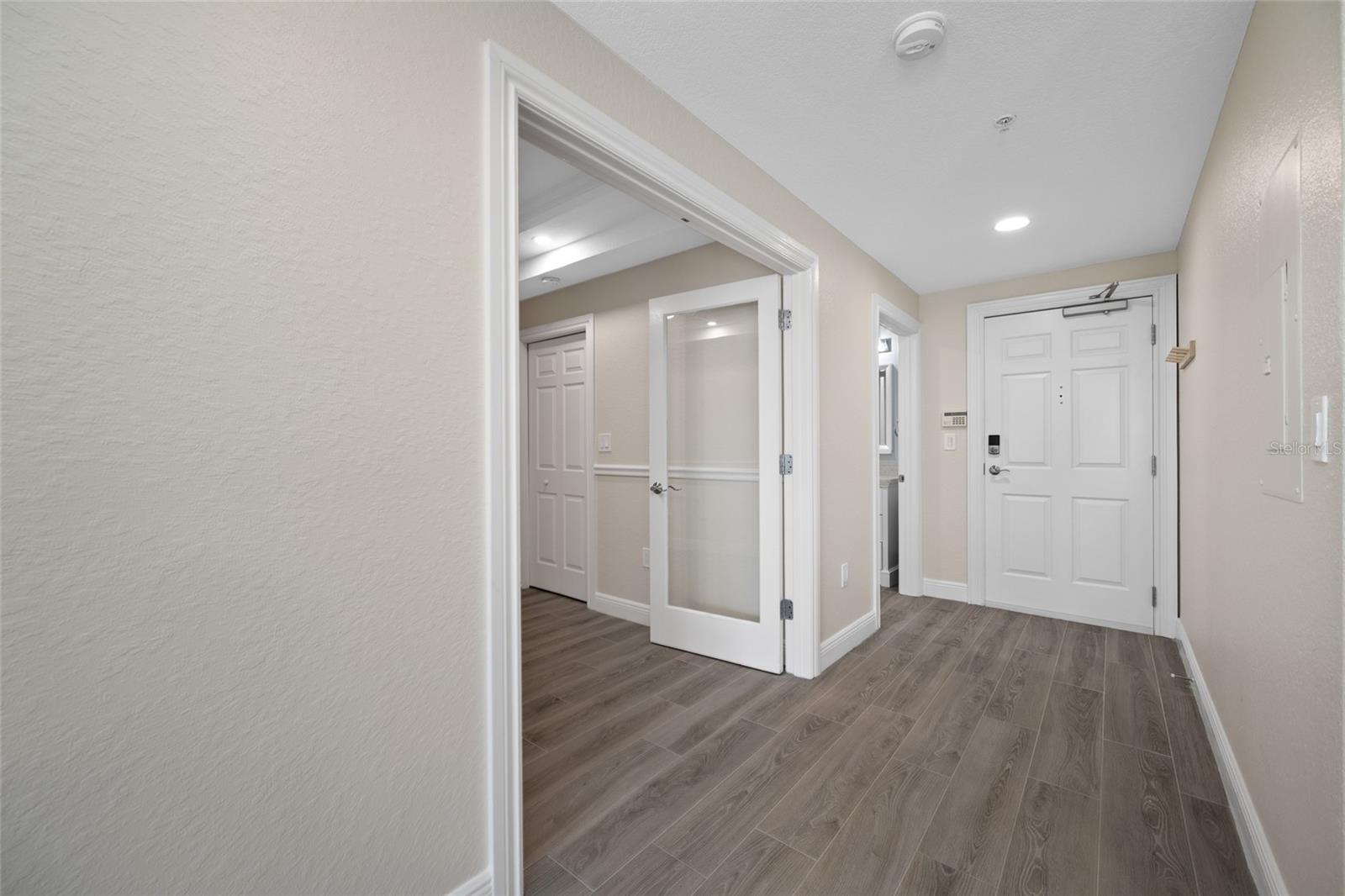 Image 35 of 98 For 700 Osceola Avenue 606