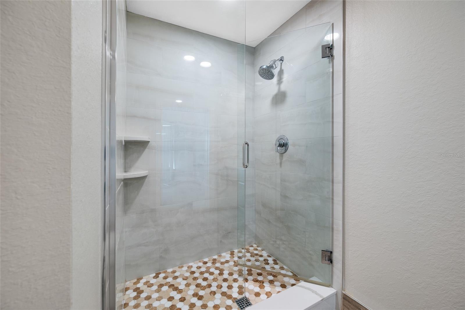 Image 71 of 98 For 700 Osceola Avenue 606