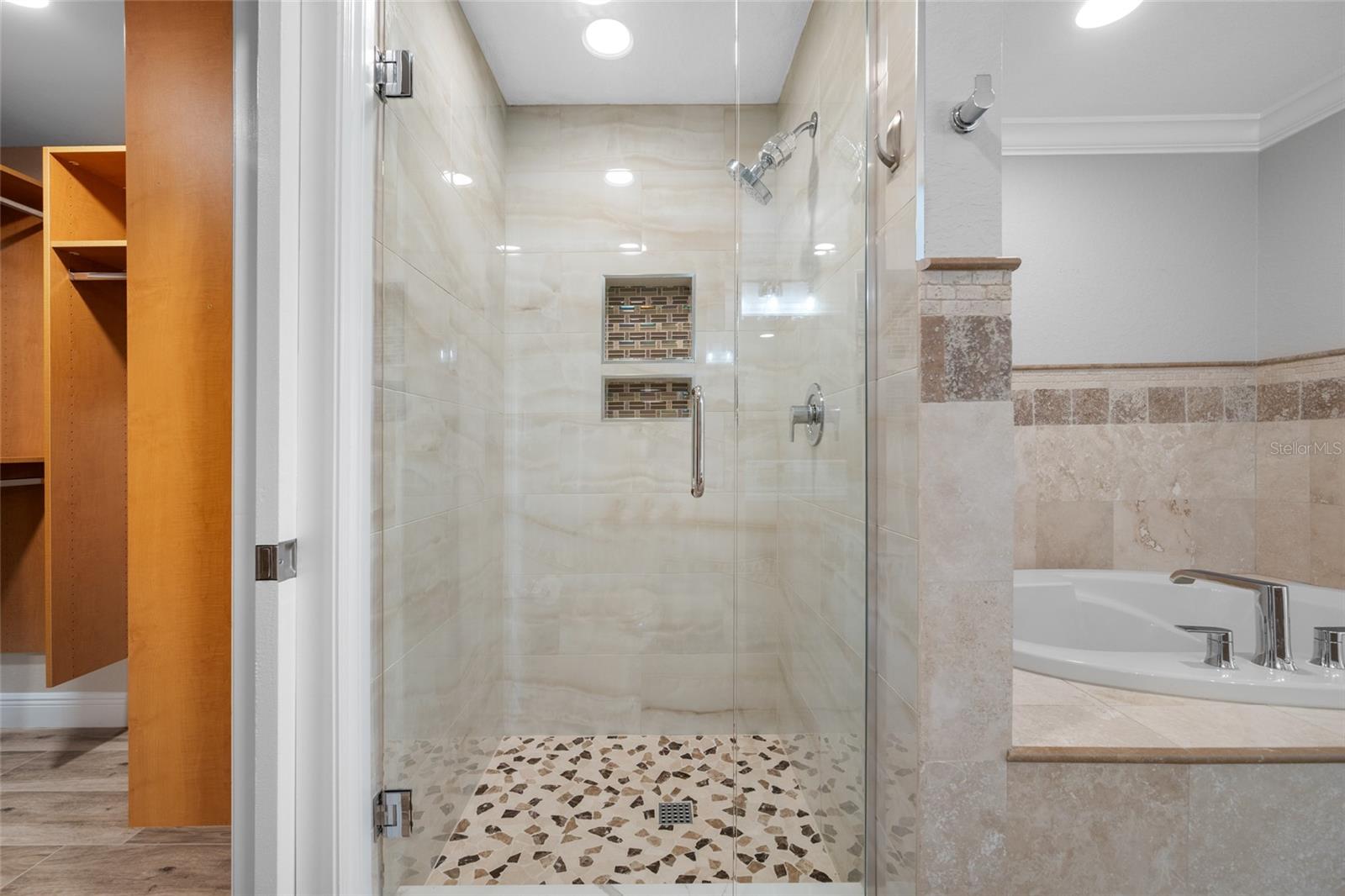 Image 82 of 98 For 700 Osceola Avenue 606