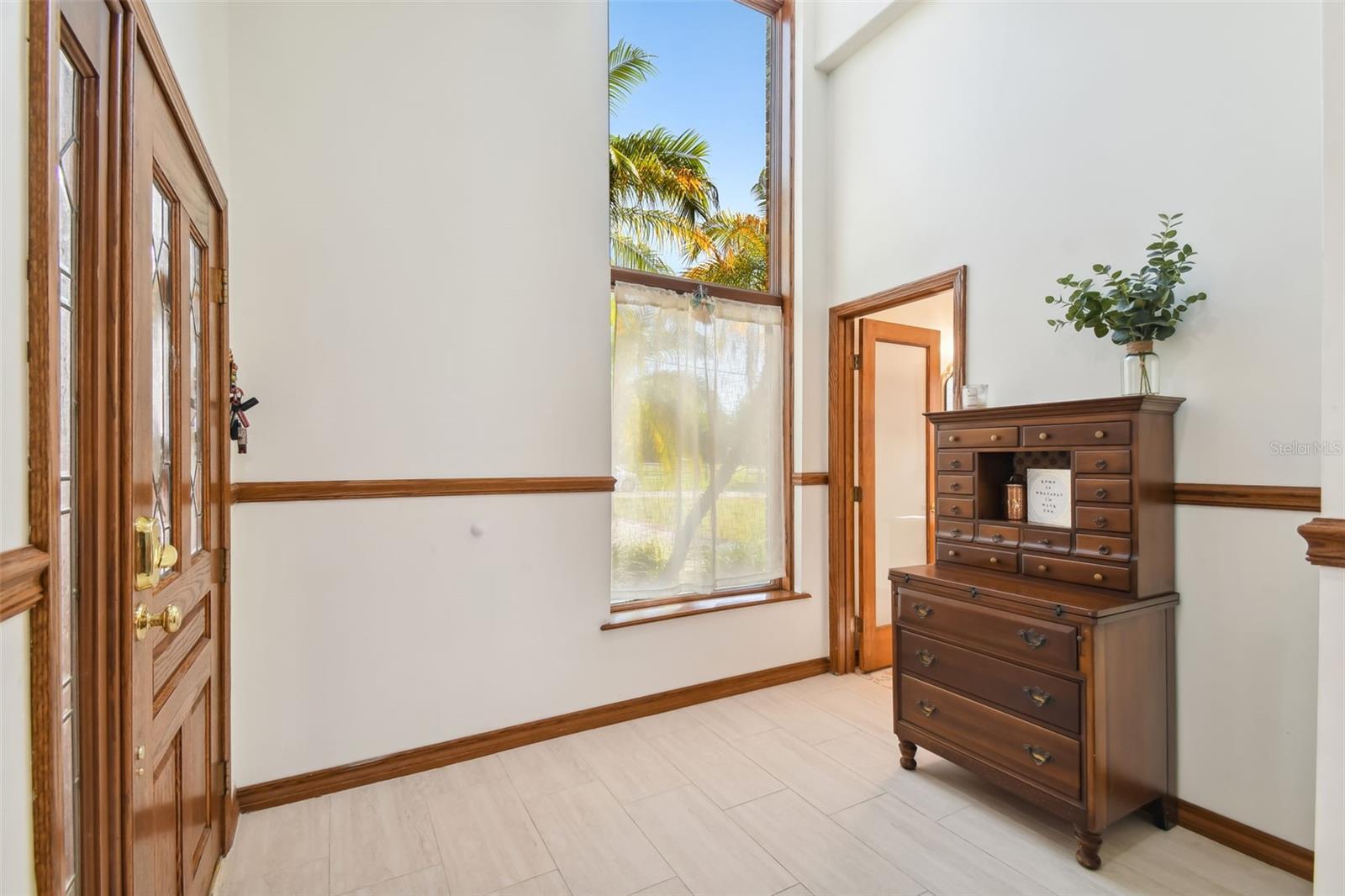 Image 17 of 86 For 6128 Oak Ridge Avenue