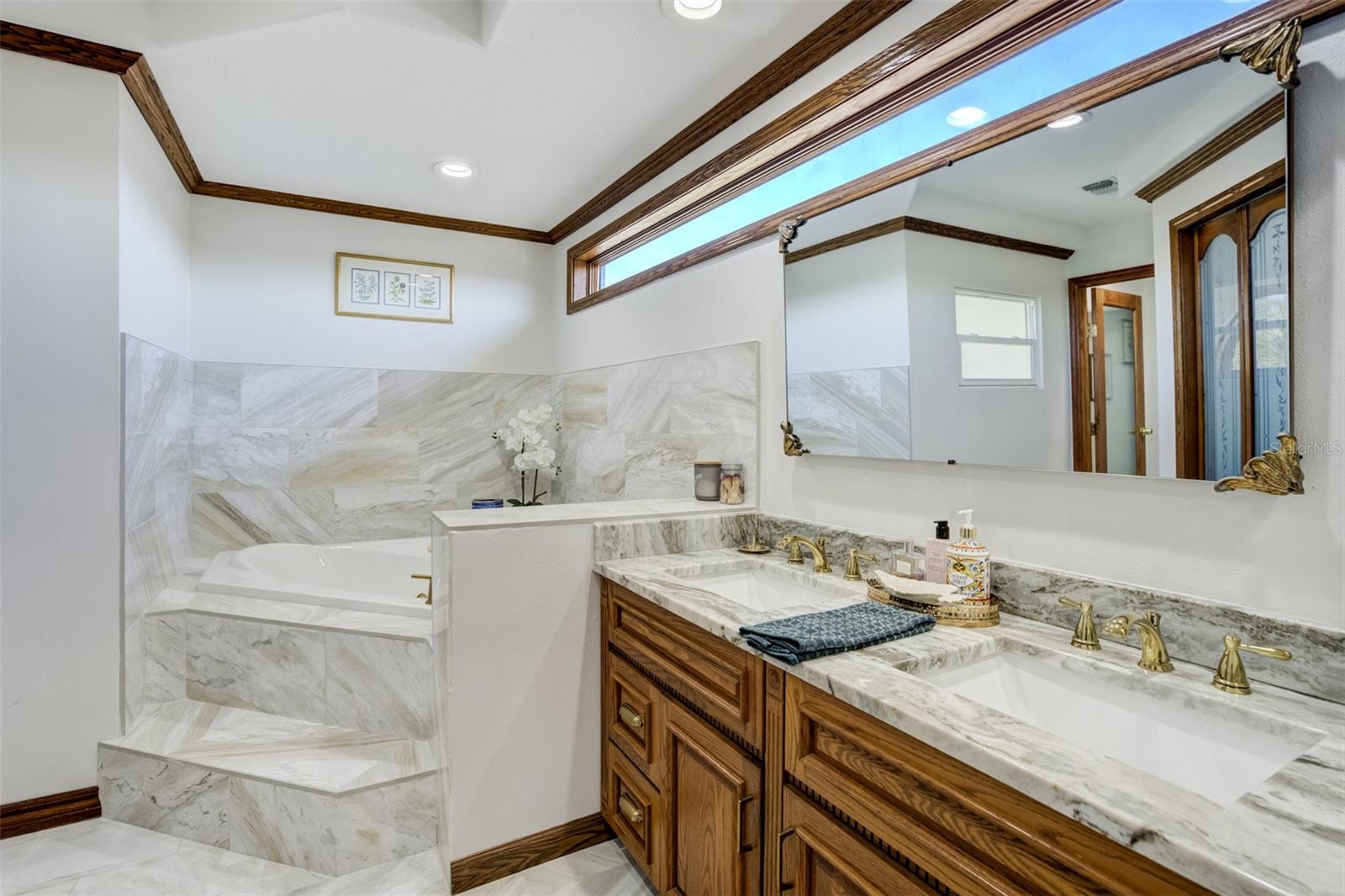 Image 27 of 86 For 6128 Oak Ridge Avenue